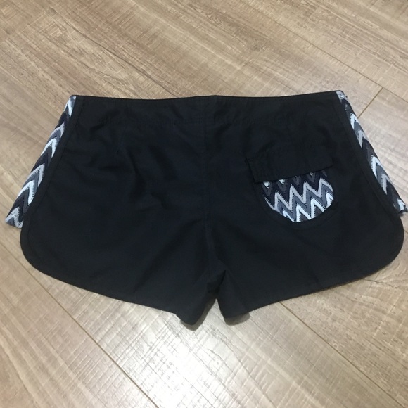 Beach/Swim shorts size M - Picture 7 of 11